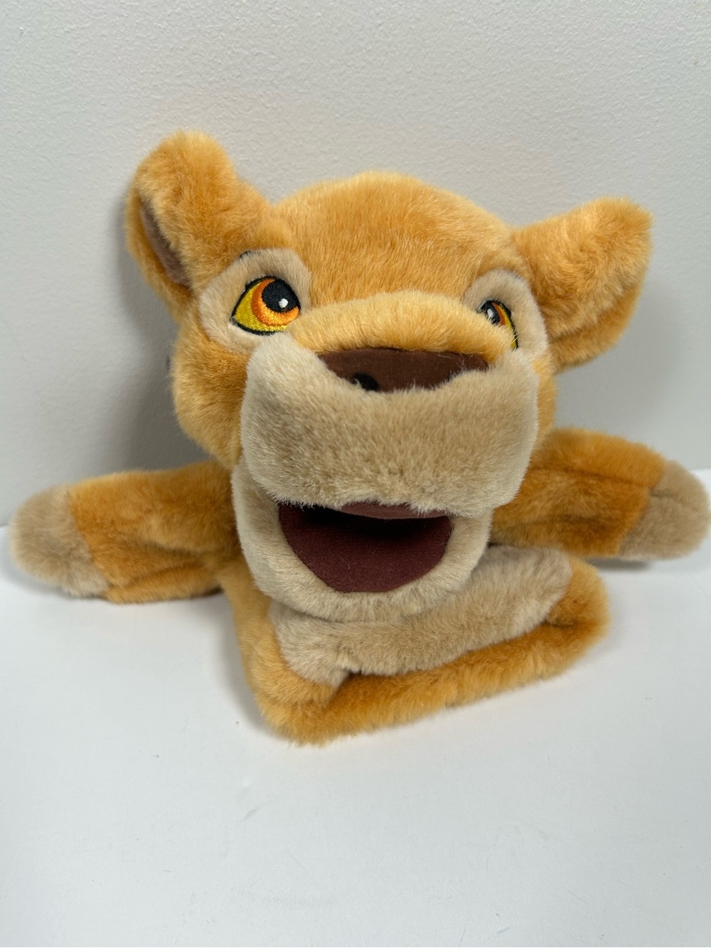 Vintage Disney THE LION KING II Kiara Simba's Daughter Plush Hand Puppet
